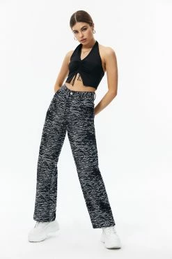 Solado Drawstring Ruched Backless Crop Top 24 Solado Drawstring Ruched Backless Crop Top -SOLADO Shop jpeg e33f429b a2a5 4d4b 9187 2de9e2773c83 1800x1800
