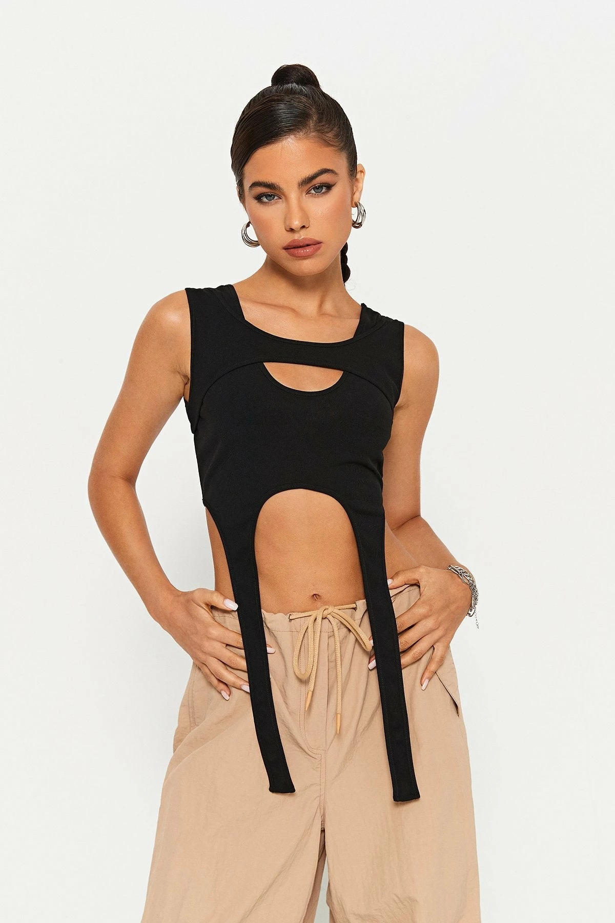 SOLADO 2 In 1 Cut Out Asymmetrical Hem Tank Top 4 SOLADO 2 In 1 Cut Out Asymmetrical Hem Tank Top - Image 2