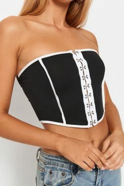 Solado Colorblock Hook And Eye Curved Hem Tube Crop Top 11 Solado Colorblock Hook And Eye Curved Hem Tube Crop Top -SOLADO Shop jpeg e5c539d2 9813 4587 bfa9 7abf75255cdd 1800x1800
