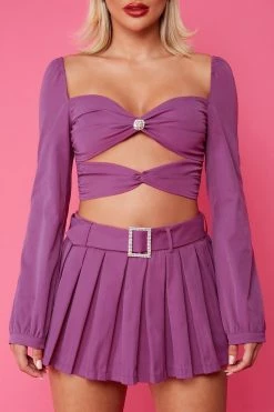 SOLADO Sweetheart Cut Out Rhinestone Decor Crop Top 14 SOLADO Sweetheart Cut Out Rhinestone Decor Crop Top -SOLADO Shop jpeg ebd9ebfa 3244 4550 87a1 1865b0f1da11 1800x1800