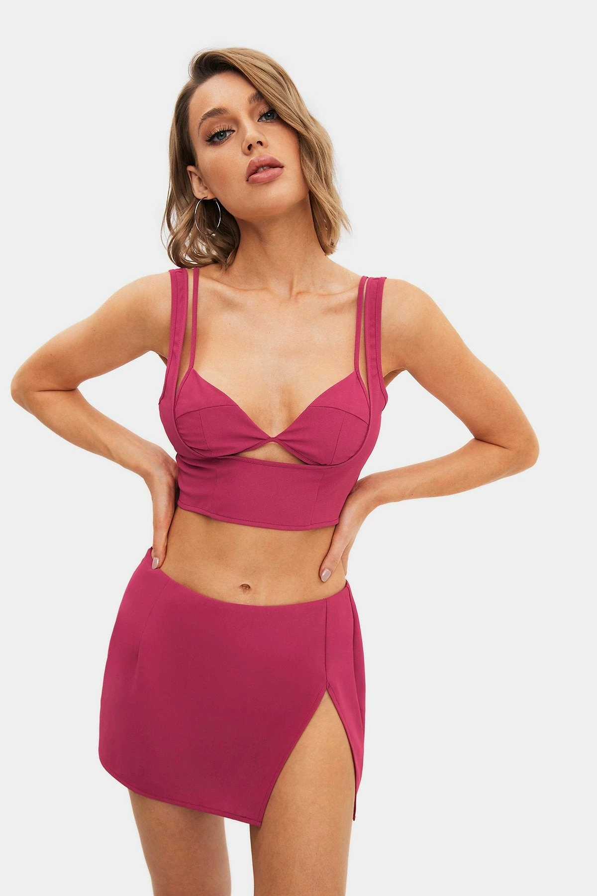 SOLADO 2 In 1 Double Strap Plunging Neck Backless Corset Top 8 SOLADO 2 In 1 Double Strap Plunging Neck Backless Corset Top - Image 6