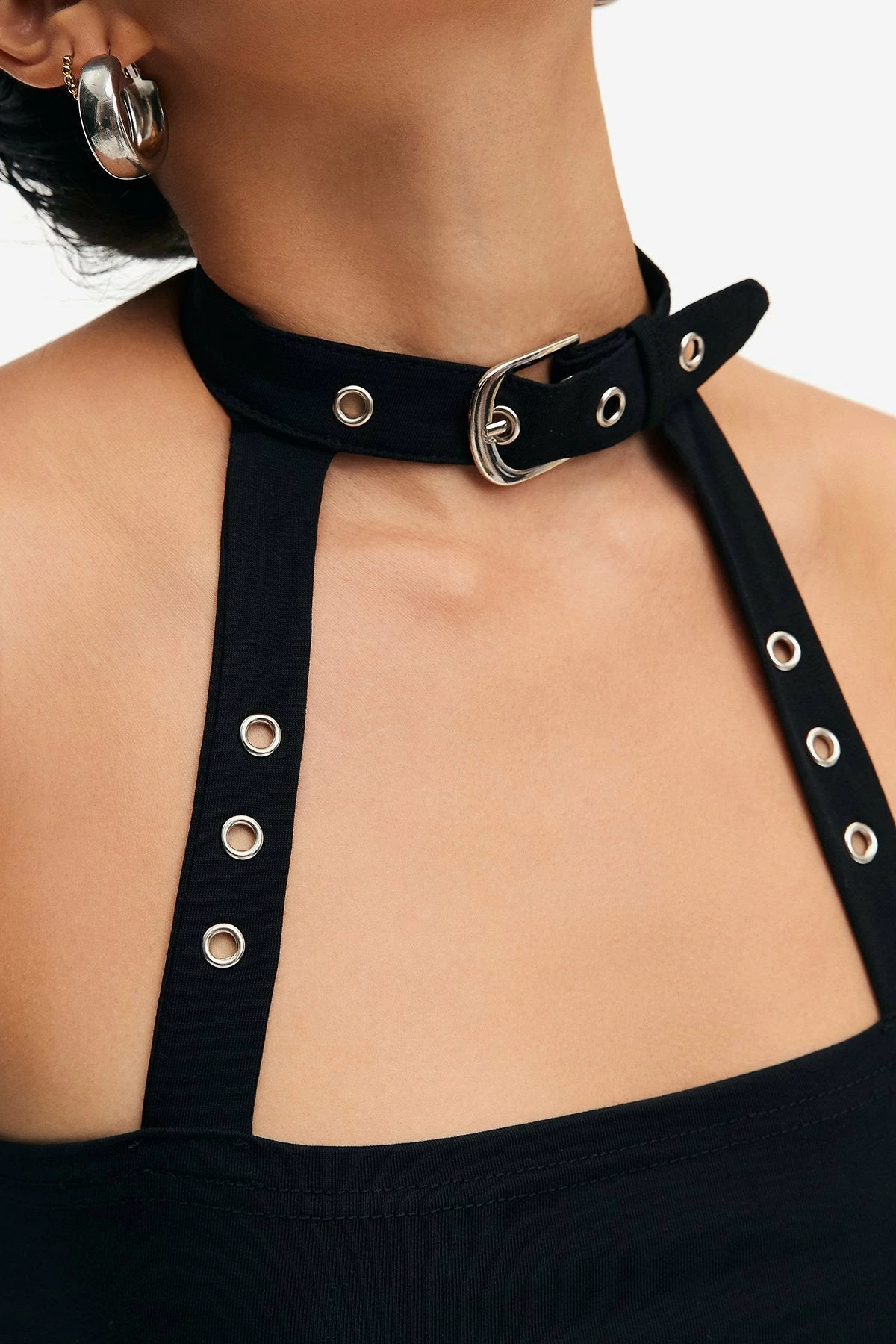 Solado Buckled Halter Neck Off Shoulder Crop Top 7 Solado Buckled Halter Neck Off Shoulder Crop Top - Image 5