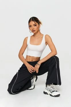 SOLADO Basic Square Neck Solid Sport Tank Top 11 SOLADO Basic Square Neck Solid Sport Tank Top -SOLADO Shop jpeg f22ea2a4 2901 4fae 96a5 fdb141d0d030 1800x1800
