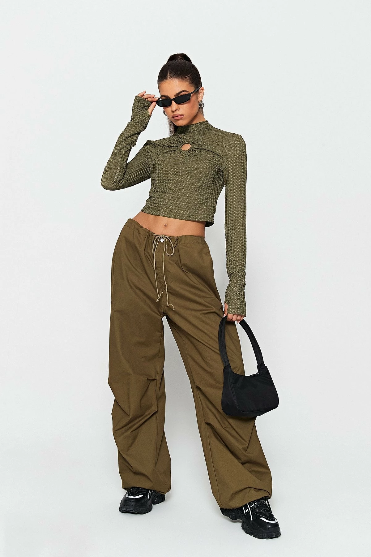 SOLADO Mock Neck O-Ring Front Thumb Hole Long Sleeve Top 6 SOLADO Mock Neck O-Ring Front Thumb Hole Long Sleeve Top - Image 4
