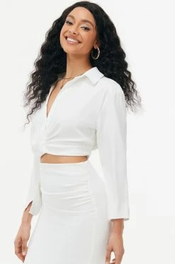 Solado Lapel Neck Ruched Solid Crop Top 11 Solado Lapel Neck Ruched Solid Crop Top -SOLADO Shop jpeg f46e8c60 cd6b 4658 b32b 47a2c0e6113e 1800x1800