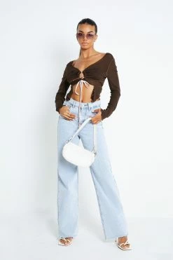 Solado Plunging Neck Tie Front Seam Detail Crop Top -SOLADO Shop jpeg fd1d8be0 9370 48b2 a335 437b65c071b2 1800x1800
